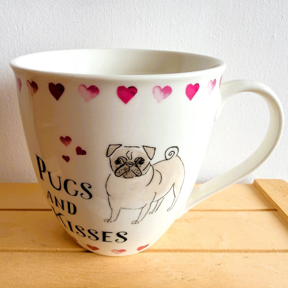 Milly Green Pugs and Kisses Oversized Mug